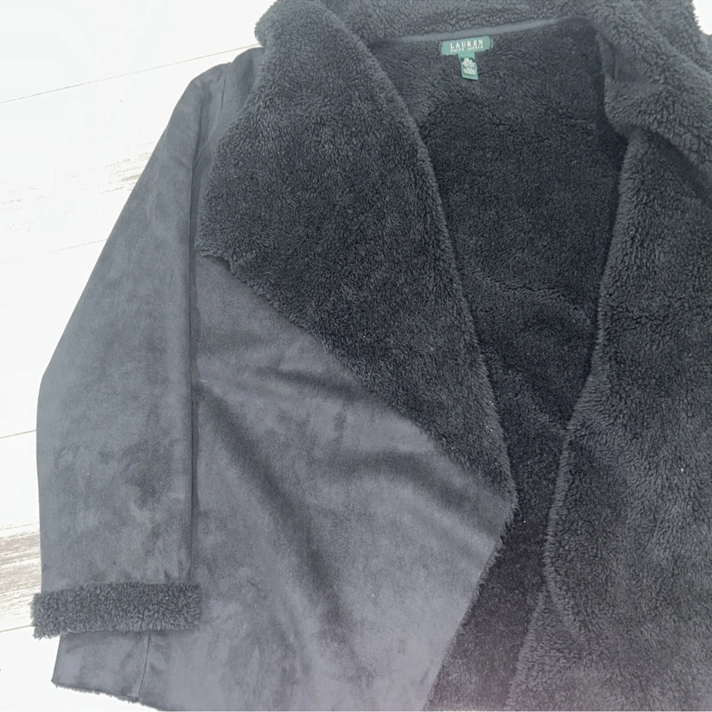 Ralph Lauren Cropped Shawl / Coat Black on Black Faux Fur Size Women’s 3X - Picture 7 of 8